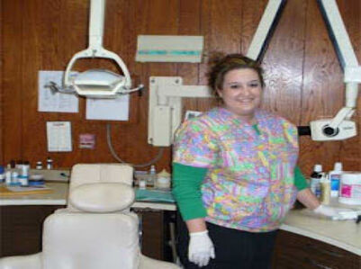 Elwyn D Speir DDS
