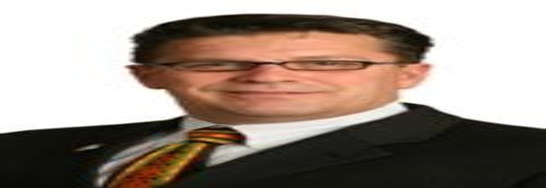 Glenn R Smith