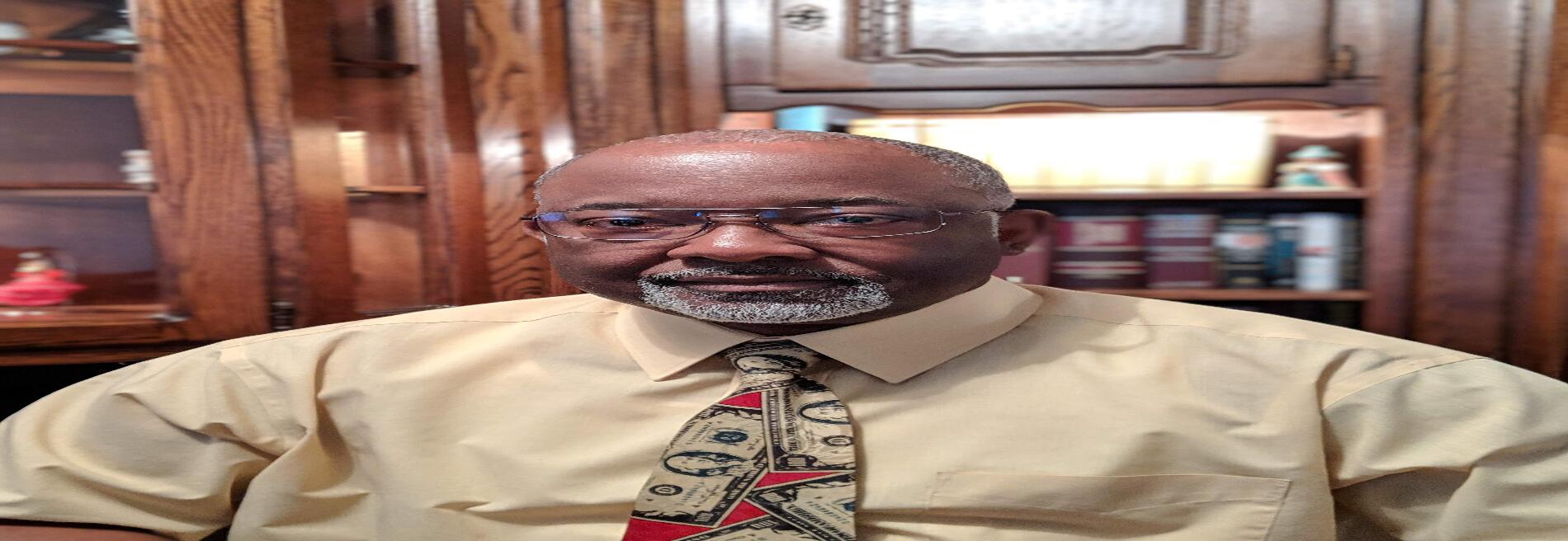 Larry Thomas