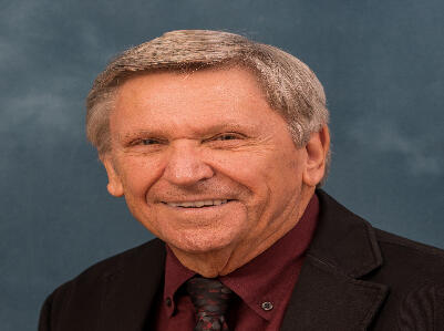 William J Howell APC