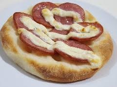 Imagem de Esfiha Calabresa