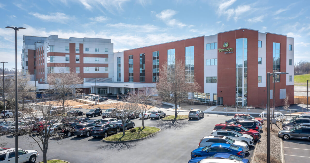 NUUAMM 「w/ave」 North Knoxville Medical Center Patient… | Wold Architects & Engineers