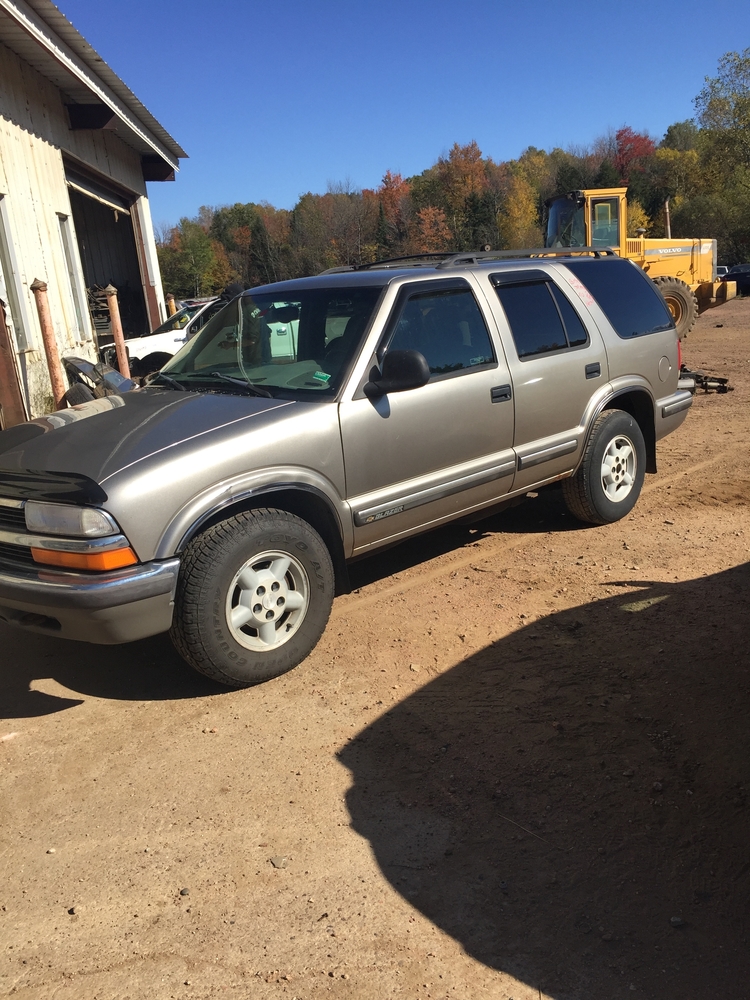 Bess-Chevy Blazer-1998-Junkyard-travel nursing memory